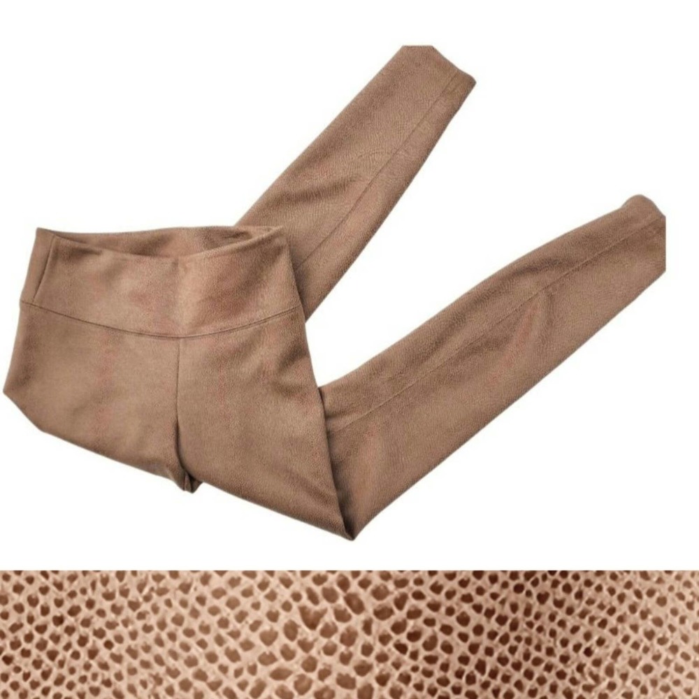 NEW WHBM Runway Camel Leggings size 6 Animal Print